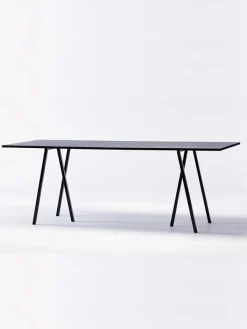 Loop Stand High Table fra Hay