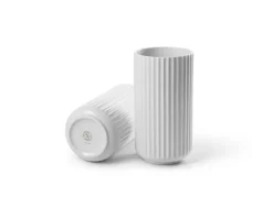 Lyngbyvasen i lilla, H20,5 cm fra Lyngby Porcelæn