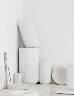 Lyngbyvasen i rosa, H25 cm fra Lyngby Porcelæn