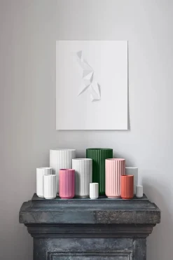 Lyngbyvasen i rosa, H25 cm fra Lyngby Porcelæn