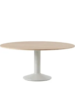 Midst Table Ø 120 cm, oiled oak fra Muuto