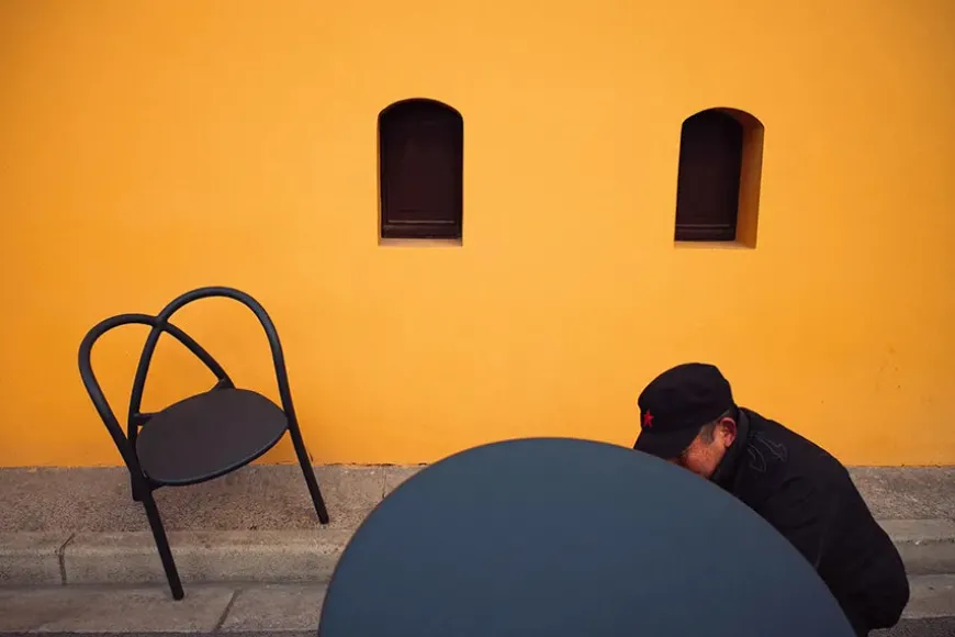 Ming Aluminium Chair, black fra Stellar Works