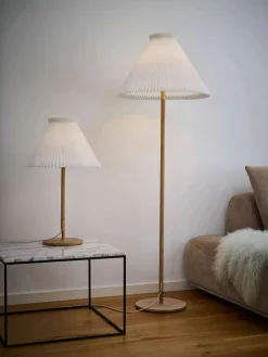 Model 328 Bordlampe, eg fra Le Klint