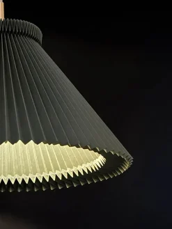 Model 1 Pendel, moss green fra Le Klint