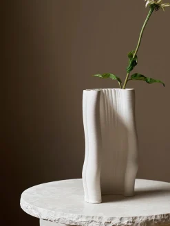 Moire Vase, small fra Ferm Living