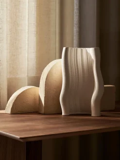 Moire Vase, small fra Ferm Living