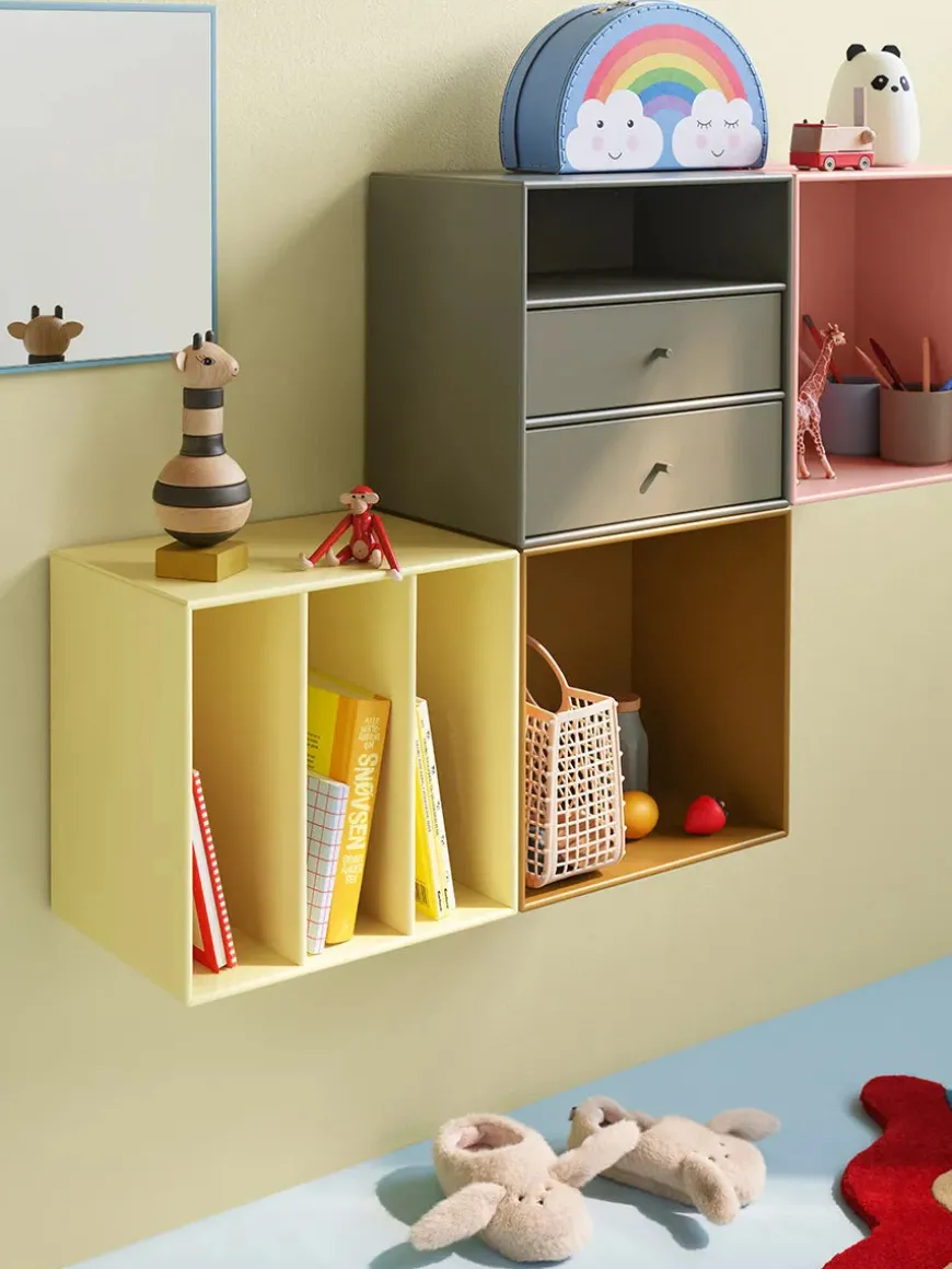 Montana Mini 1104 Modul m. Vertikale Hylder