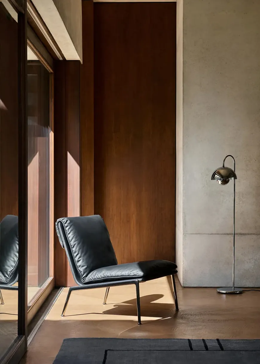 Muno LN18 Lounge Chair fra &Tradition