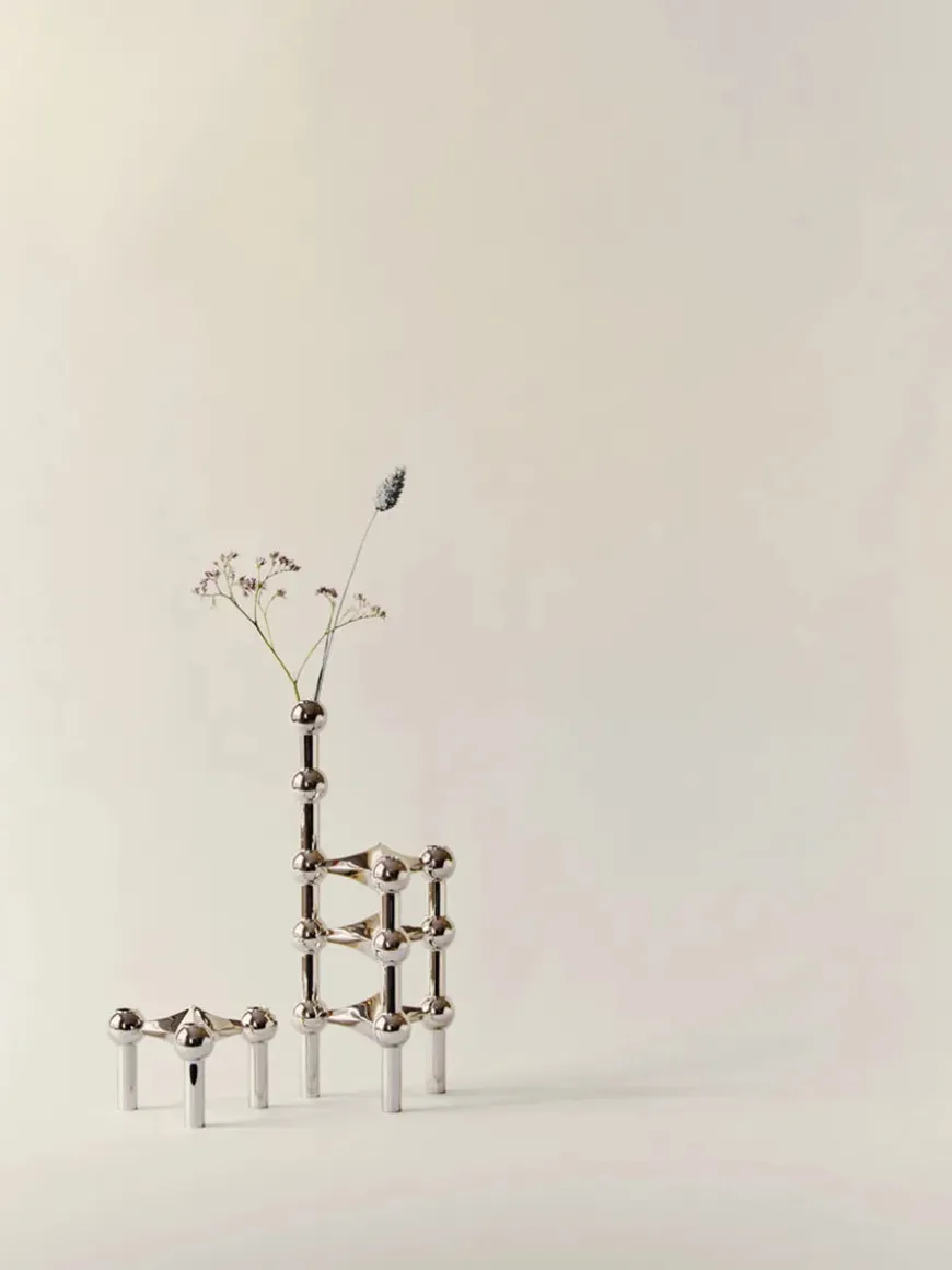 Nagel Lysestage, børstet messing fra STOFF Nagel