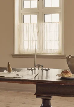 Nagel Lysestage, børstet messing fra STOFF Nagel