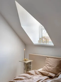 Nagel Lysestage, sort krom fra STOFF Nagel