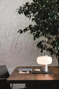 Nox bordlampe fra Astep