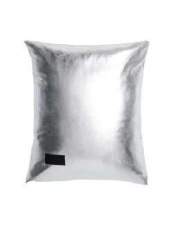 Nude Metallic Jersey Pillow Cover Single fra Magniberg
