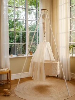 Oval Vugge, nature fra Moonboon