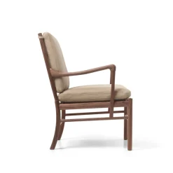 OW149 Colonial lænestol, eg olie, Terra-læder af Ole Wanscher