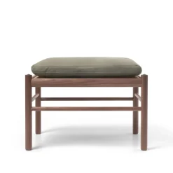 OW149F Fodskammel til Colonial lænestol, valnød olie, Terra-læder af Ole Wanscher