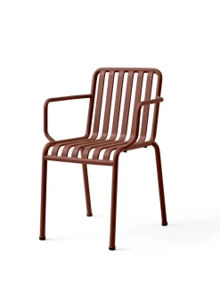 Palissade Armchair, iron red fra Hay