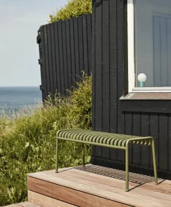 Palissade Bench, sky grey fra Hay