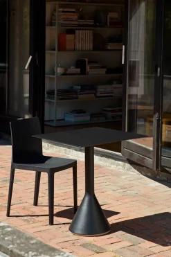 Palissade Cone Table fra Hay