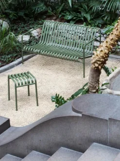 Palissade Stool, olive fra Hay