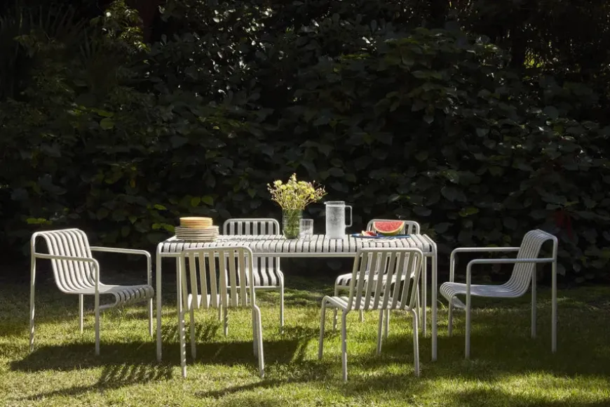 Palissade Table 170x90, Deep Blue fra Hay