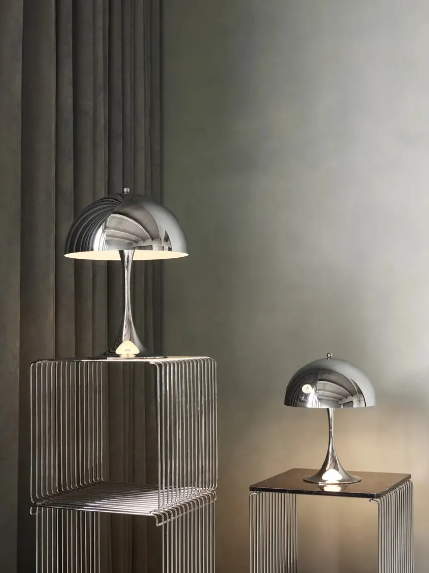 Panthella 250 bordlampe, orange af Verner Panton