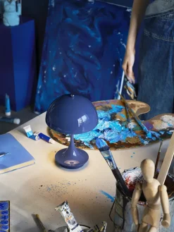 Panthella 160 Portable V3, brass af Verner Panton