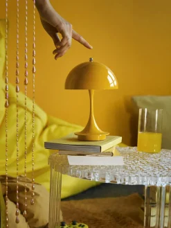 Panthella 160 Portable V3, brass af Verner Panton