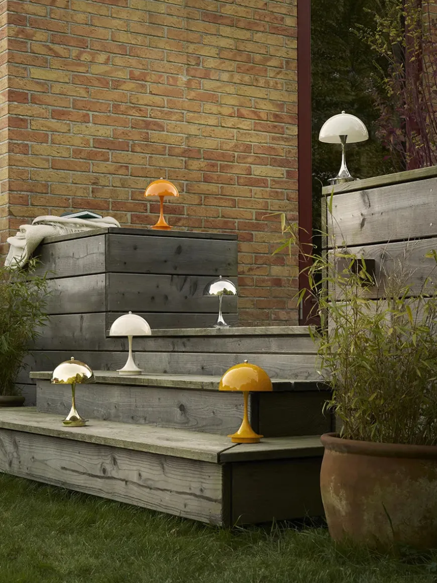 Panthella 160 Portable V3, chrome af Verner Panton