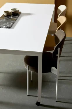 Panton Move spisebord, Black af Verner Panton