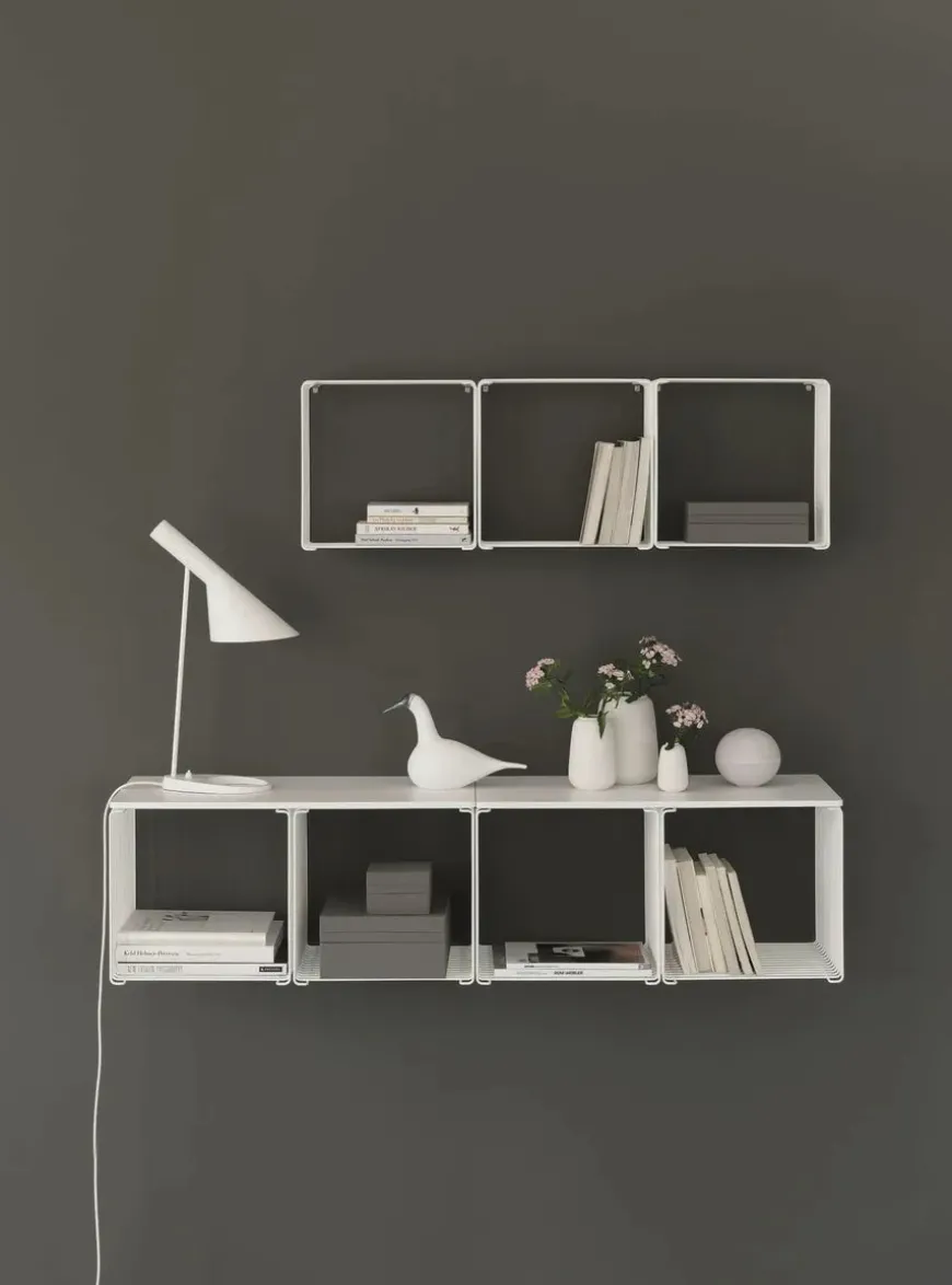 Panton Wire D20, sort fra Montana