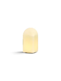 Parade table lamp 240 fra Hay