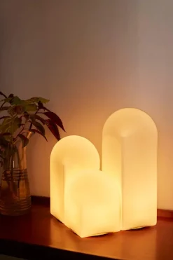 Parade table lamp 160 fra Hay