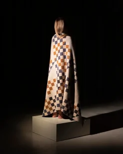 Patch Plaid, leaf/egg/jet fra raawii