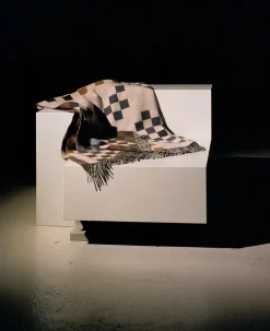 Patch Plaid, white/deer/onyx fra raawii