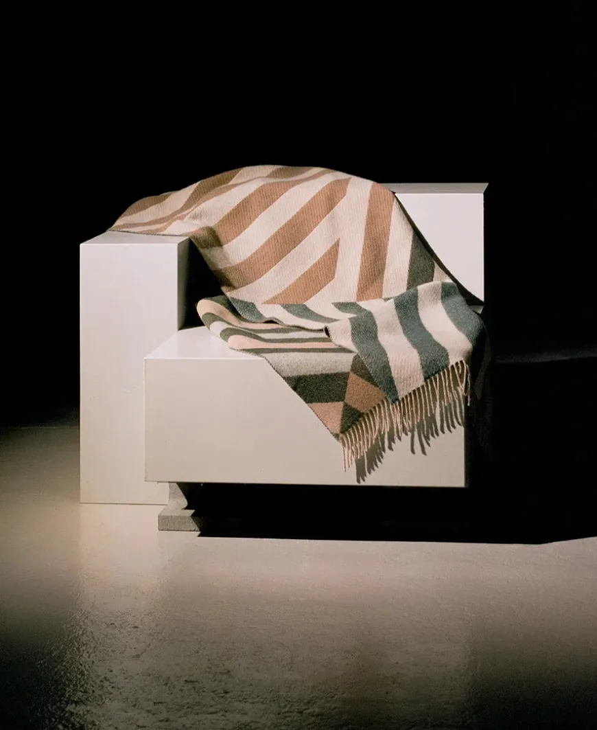 Patch Plaid, white/deer/onyx fra raawii