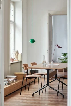 Pavilion bord AV19 fra &Tradition