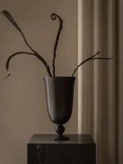 Pavot Vase fra Audo Copenhagen