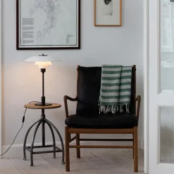 PH 3½-2½ Bordlampe, gul af Poul Henningsen