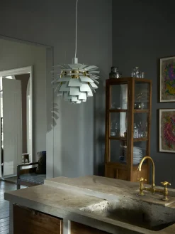 PH Artichoke Dusty Blue/Brass fra Louis Poulsen