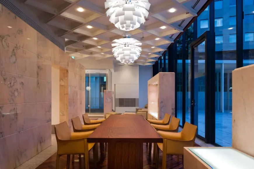 PH Artichoke i Sandblæst Glas fra Louis Poulsen