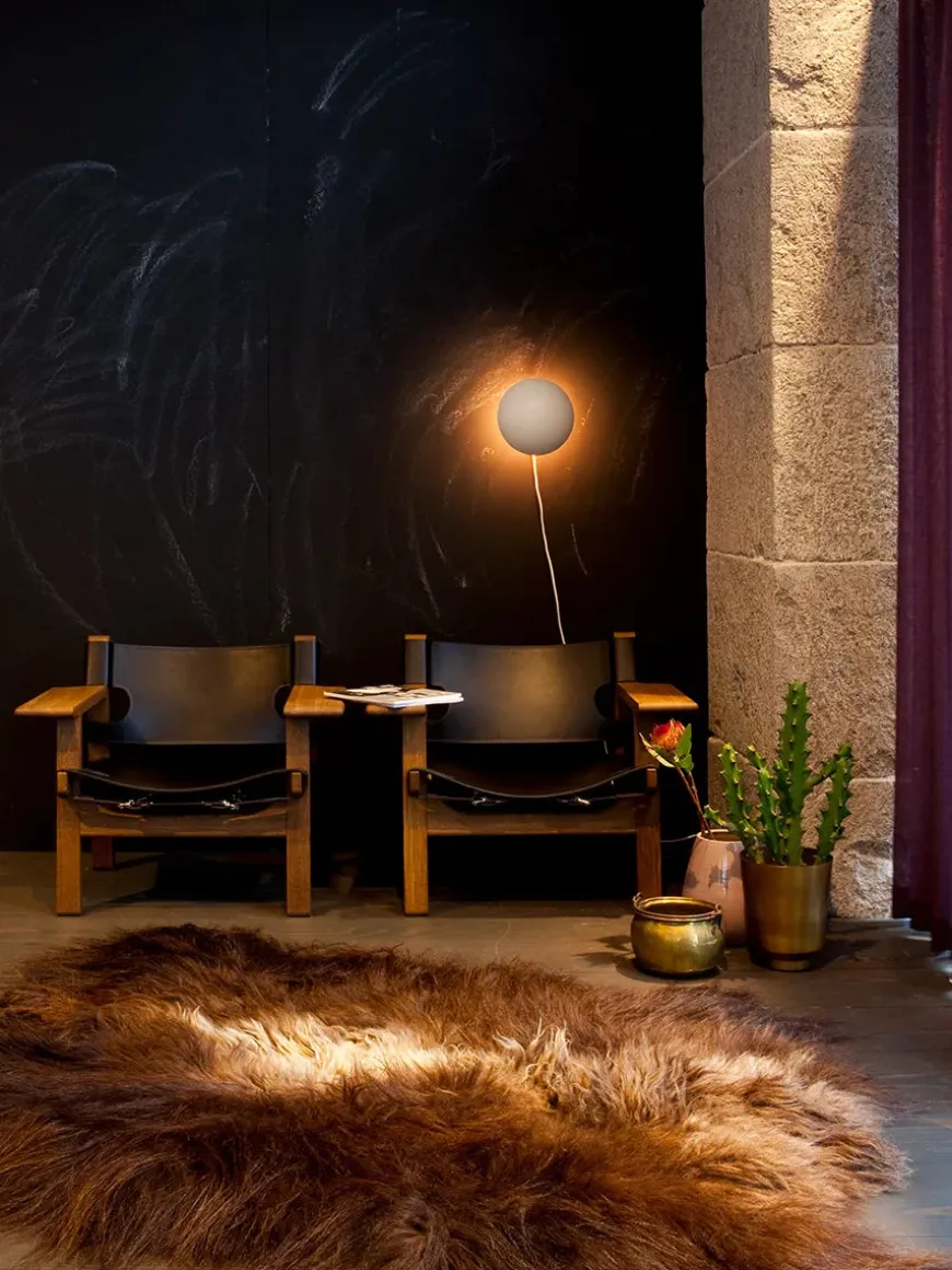 PH Hat væglampe fra Louis Poulsen