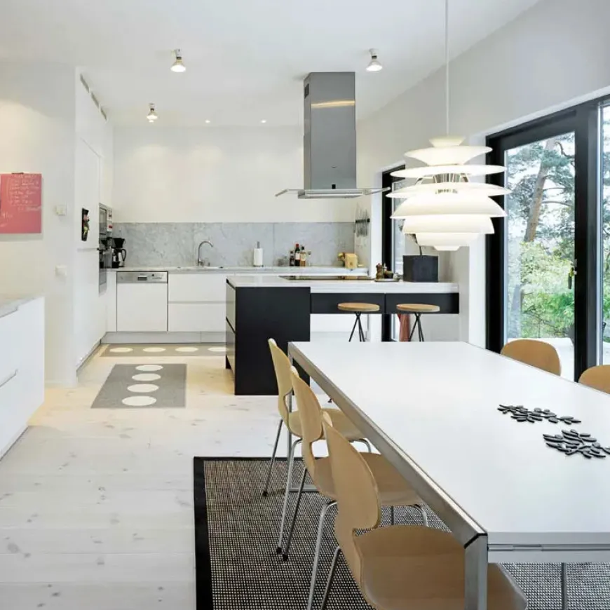 PH Snowball, dusty blue/brass af Poul Henningsen