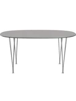 Piet Hein B611 Superellipse spisebord, 135 x 90 cm fra Fritz Hansen