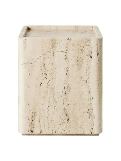 Pietra Side Table, 33 x 33 cm fra GUBI