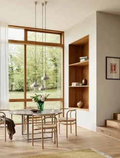 PK54 Bord af Poul Kjærholm