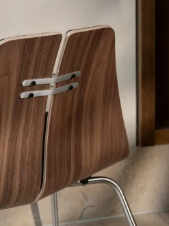 PK23 forsidepolstret, Walnut af Poul Kjærholm