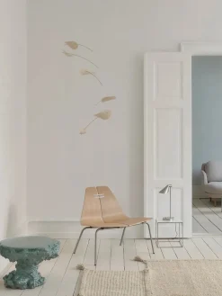 PK23 Lounge Chair, walnut/steel af Poul Kjærholm