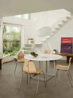 PK3 spisebordsstol, valnød af Poul Kjærholm