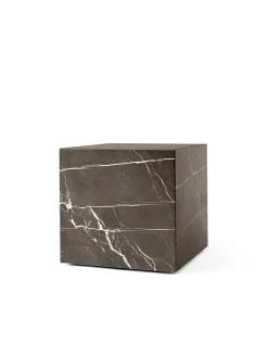 Plinth Cubic Black Nero Marquina marmor fra Audo Copenhagen